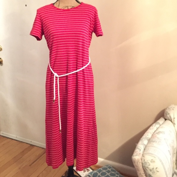 JG Hook Dresses & Skirts - Red dress